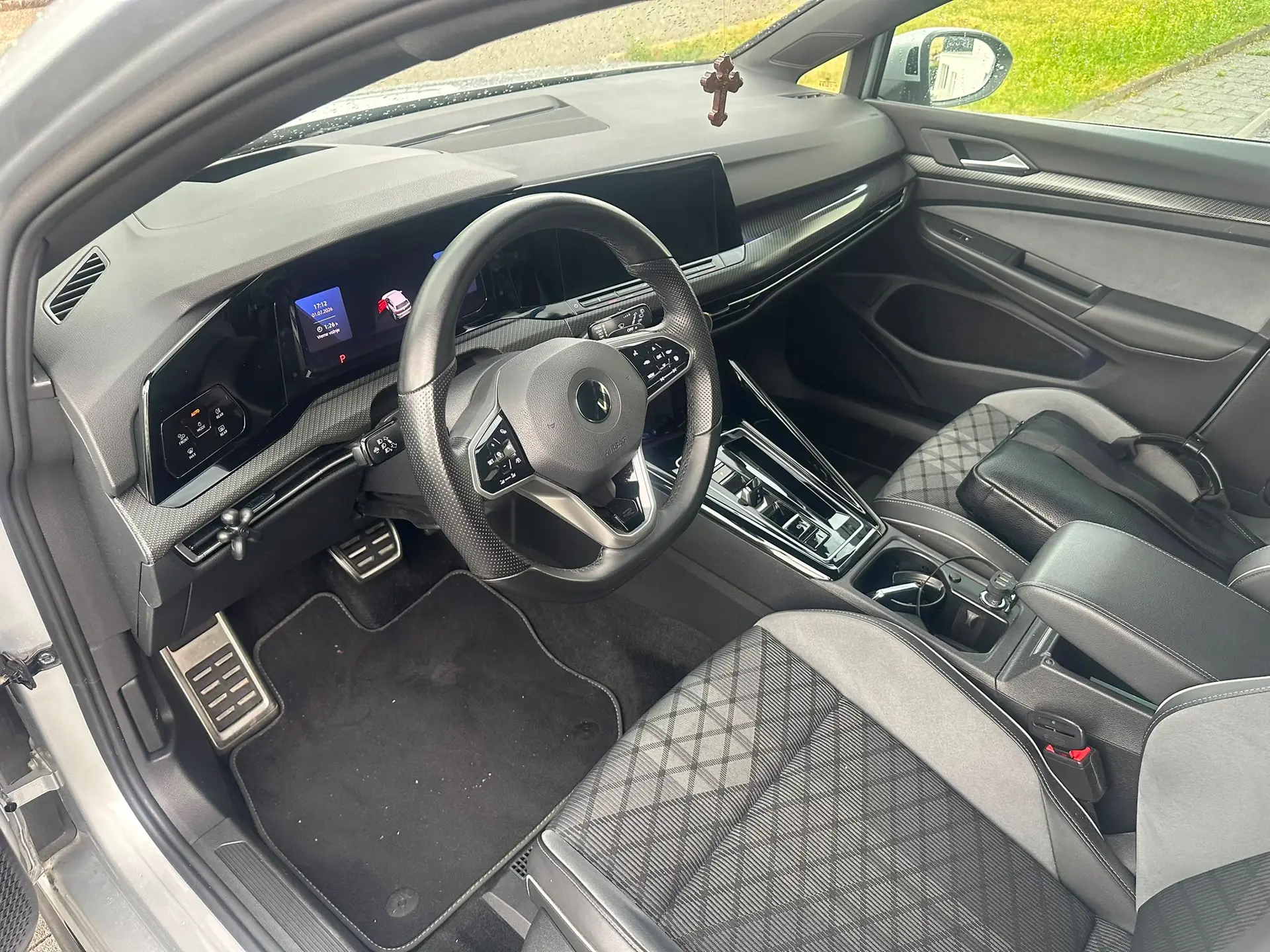 Volkswagen Golf 1.5 eTSI – Aufnahme 4